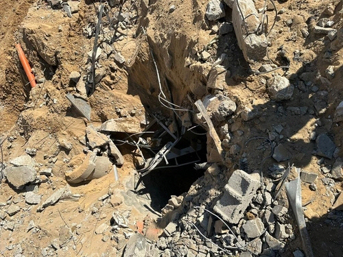이스라엘군 "알시파 병원 경내서 하마스 지하터널 입구 발견"